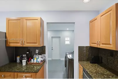 8211 NW 12th St, Pembroke Pines, FL 33024 - Photo 12