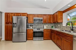 9237 NW 9th Pl, Plantation, FL 33324 - Photo 20