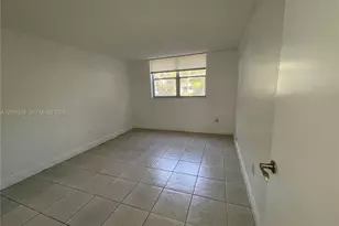 1805 Sans Souci Blvd, North Miami, FL 33181 - Photo 6