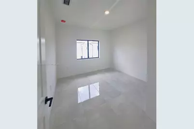 1373 NW 1st St #1373, Florida City, FL 33034 - Photo 12