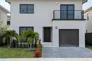 1373 NW 1st St, Florida City, FL 33034 - Photo 1