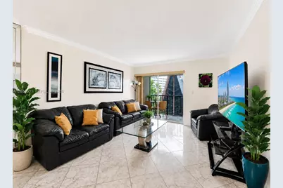 201 178th Dr #439, Sunny Isles Beach, FL 33160 - Photo 4