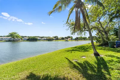 2540 W 67th Pl #204-28, Hialeah, FL 33016 - Photo 1