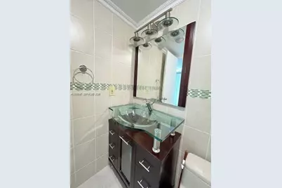 2540 W 67th Pl #204-28, Hialeah, FL 33016 - Photo 10