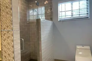 4718 Roosevelt St, Hollywood, FL 33021 - Photo 16