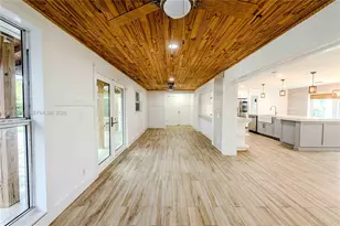 1304 N 40th Ave, Hollywood, FL 33021 - Photo 12