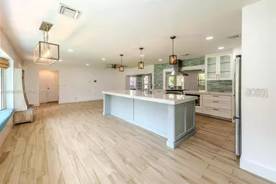 1304 N 40th Ave, Hollywood, FL 33021 - Photo 8