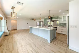 1304 N 40th Ave, Hollywood, FL 33021 - Photo 8