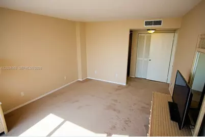 2828 Atlantic Ave #0, Daytona, FL 32118 - Photo 12