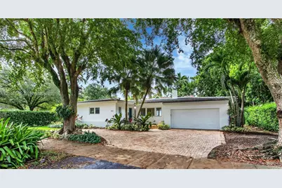 1100 S Alhambra Cir, Coral Gables, FL 33146 - Photo 34