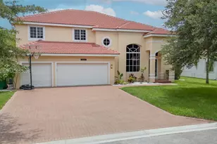 10214 NW 54th Pl, Coral Springs, FL 33076 - Photo 2