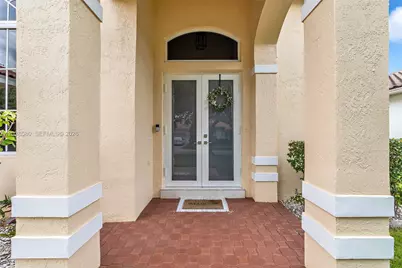 10214 NW 54th Pl, Coral Springs, FL 33076 - Photo 8