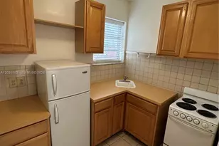 2443 Cleveland St, Hollywood, FL 33020 - Photo 4