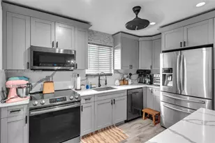 3510 SW 87th Ave, Miami, FL 33165 - Photo 10