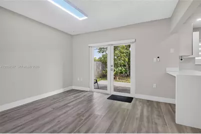 5637 SW 36th Ct, West Park, FL 33023 - Photo 10
