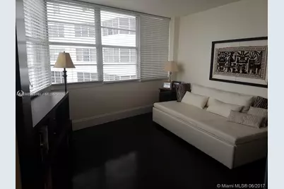 801 Brickell Bay Dr #765, Miami, FL 33131 - Photo 10