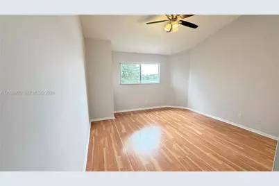 3433 NW 44th St #203, Oakland Park, FL 33309 - Photo 6
