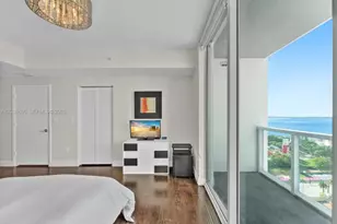 244 Biscayne Blvd, Miami, FL 33132 - Photo 16
