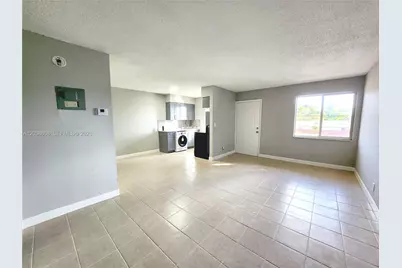 191 SW 15th St #202, Pompano Beach, FL 33060 - Photo 4