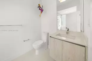 39 N Shore Dr, Miami Beach, FL 33141 - Photo 14