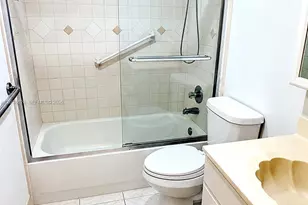 9440 W Flagler St, Miami, FL 33174 - Photo 8