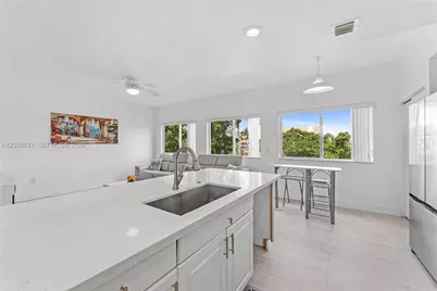 7715 Yardley Dr #303, Tamarac, FL 33321 - Photo 4