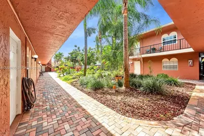 1405 Miami Rd #7, Fort Lauderdale, FL 33316 - Photo 22