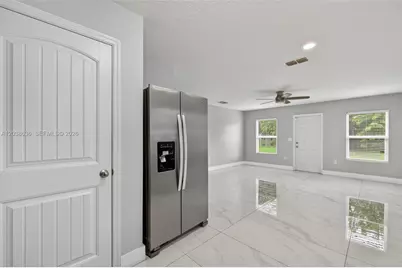 1977 SE Floresta Dr, Port Saint Lucie, FL 34983 - Photo 10