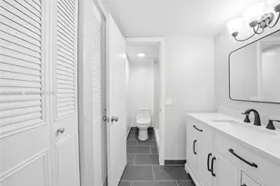 860 SE 6th Ave, Deerfield Beach, FL 33441 - Photo 16