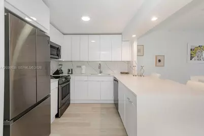 [Address not provided], Miami Beach, FL 33139 - Photo 12