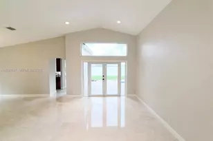 1212 Falls Blvd, Weston, FL 33327 - Photo 4