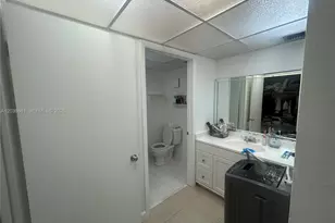 10875 SW 112th Ave, Miami, FL 33176 - Photo 10