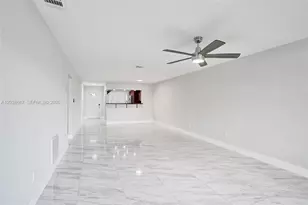 9540 NW 65th St, Tamarac, FL 33321 - Photo 14
