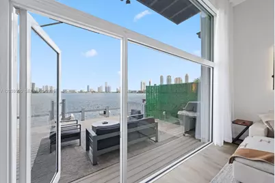 3927 NE 171st St, North Miami Beach, FL 33160 - Photo 10