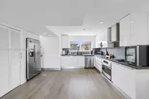 3927 NE 171 St, North Miami Beach, FL 33160 - Photo 16