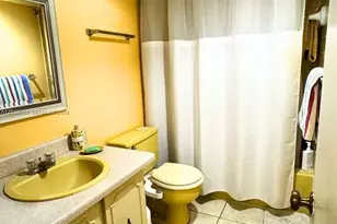 1024 SE 3rd Ave, Dania Beach, FL 33004 - Photo 16
