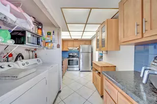 7447 W Sunrise Blvd, Plantation, FL 33313 - Photo 52