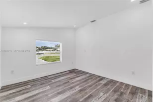 2600 NW 108th St, Miami, FL 33167 - Photo 4