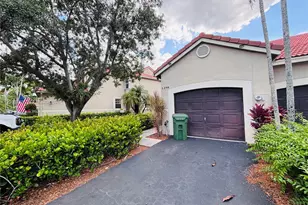 1290 Sorrento Dr, Weston, FL 33326 - Photo 4