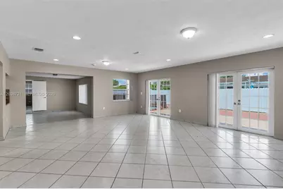 1720 SW 98th Ct, Miami, FL 33165 - Photo 12