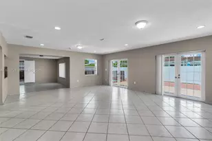 1720 SW 98th Ct, Miami, FL 33165 - Photo 12