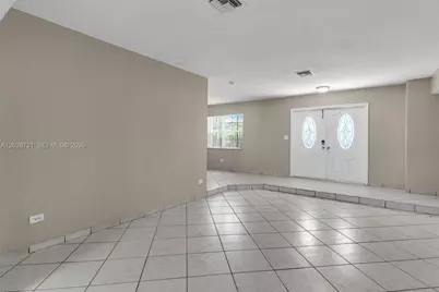 1720 SW 98th Ct, Miami, FL 33165 - Photo 8