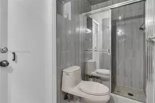 1720 SW 98th Ct, Miami, FL 33165 - Photo 26