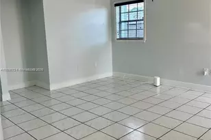 19436 NW 53rd Pl, Miami Gardens, FL 33055 - Photo 4
