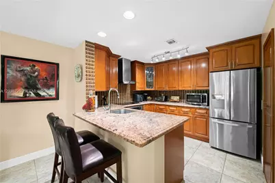 2021 Barcelona Ter, Margate, FL 33063 - Photo 6