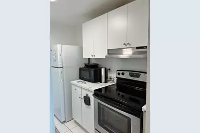 2350 NE 135th St #802, North Miami, FL 33181 - Photo 4