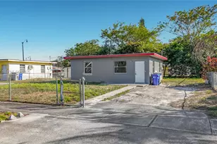 2408 NW 8th St, Pompano Beach, FL 33069 - Photo 14
