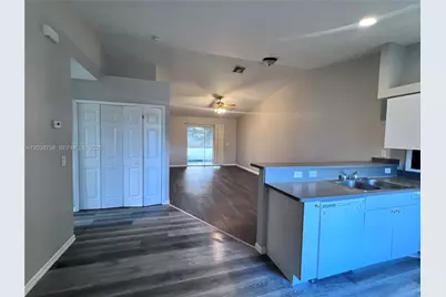 1808 SW Santa Barbara Pl, Cape Coral, FL 33991 - Photo 6