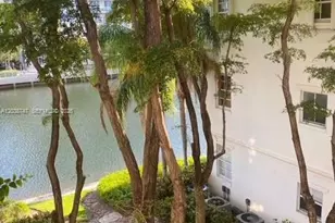 3125 NE 184th St, Aventura, FL 33160 - Photo 12