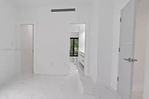 3374 Perry Frow Dr, Miami, FL 33133 - Photo 16